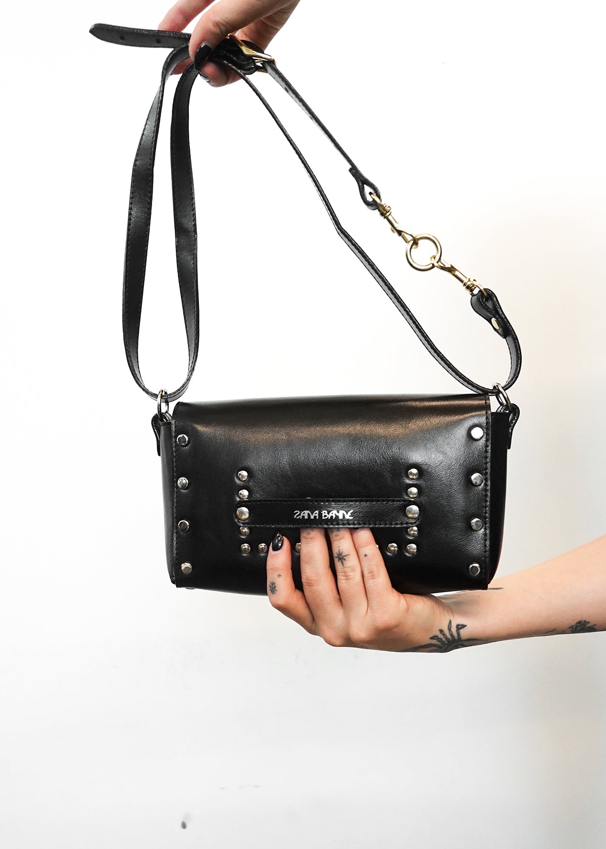 Choker Shoulder Bag