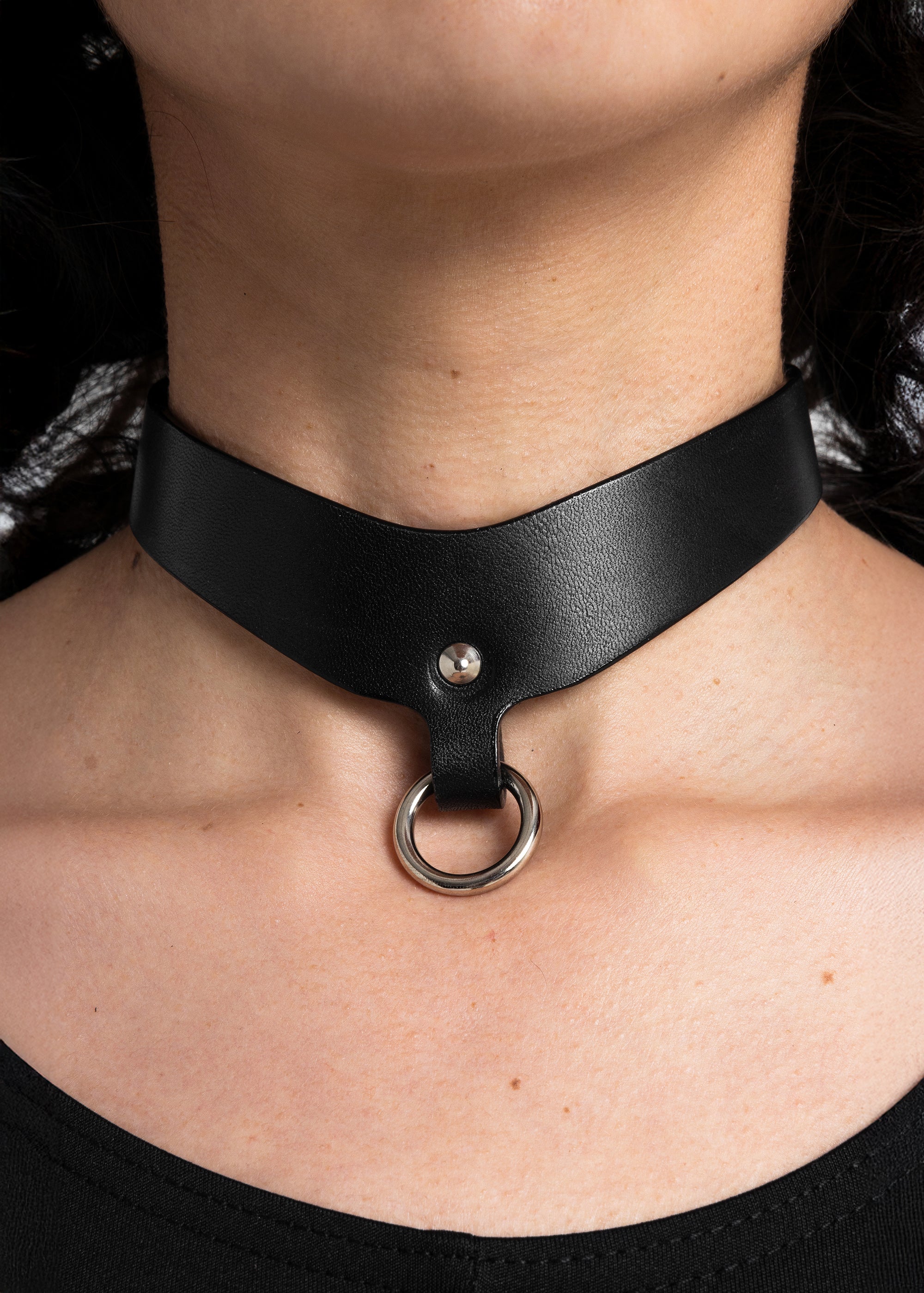 Crescent Choker