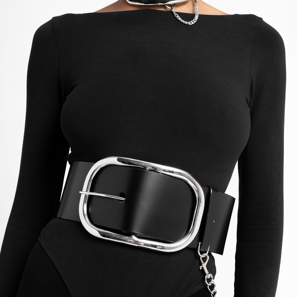 Oversized Buckle Belt