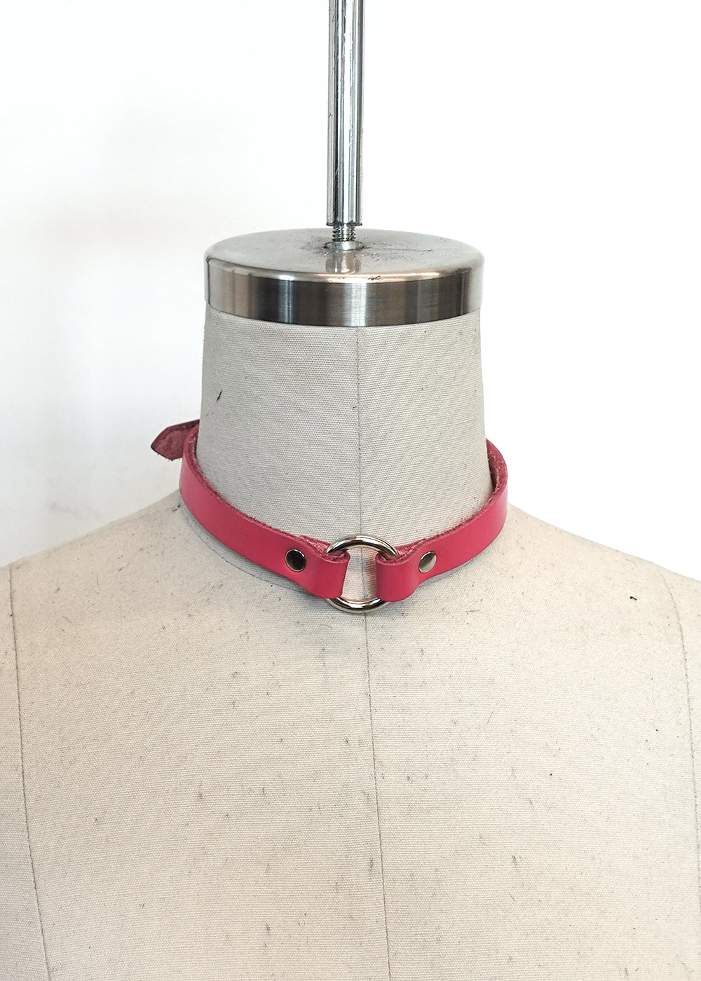 SAMPLE A18 - Signature Choker