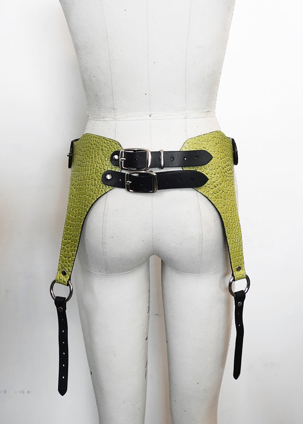 SAMPLE B11 - Harlow Belt - M