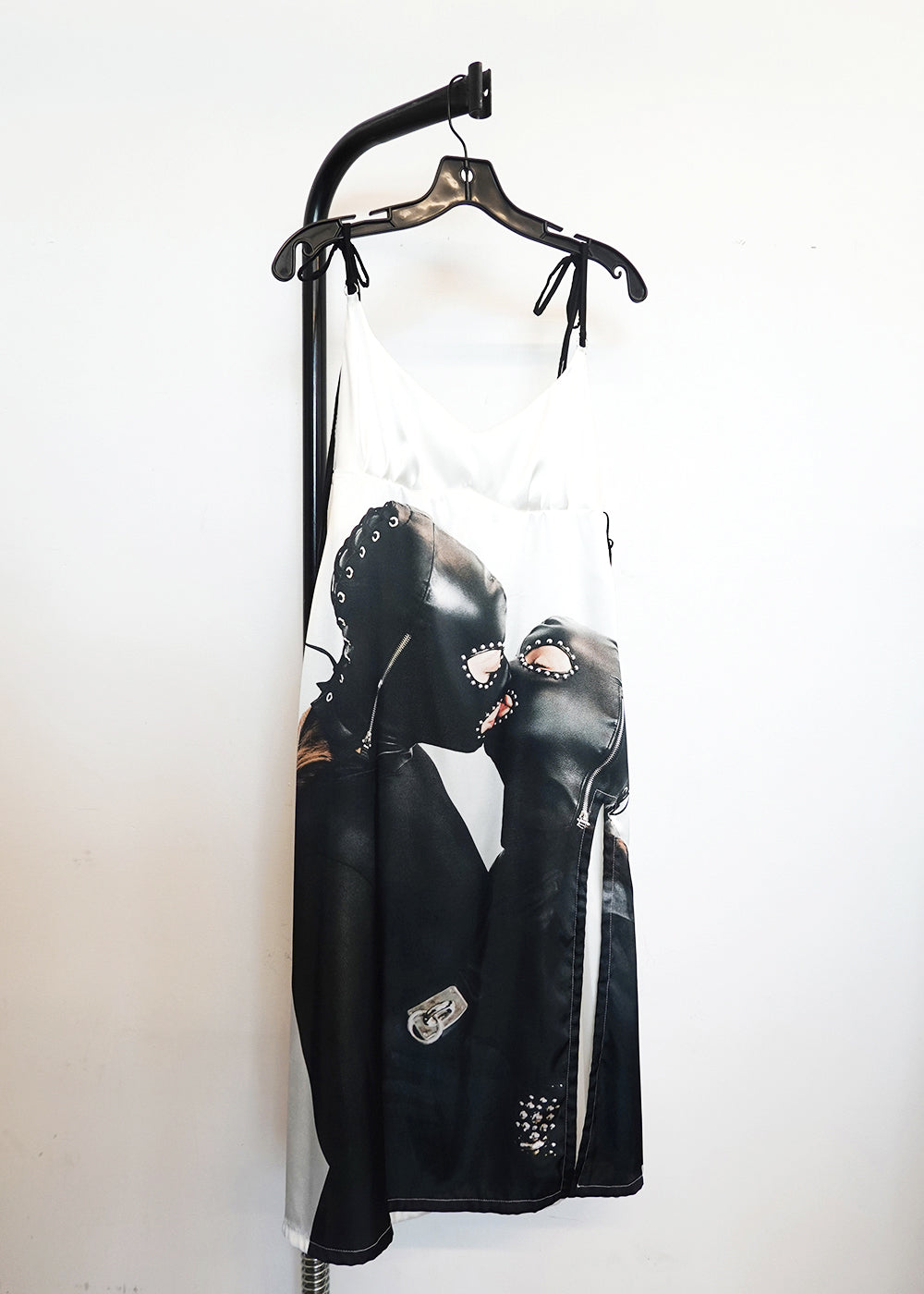 SAMPLE G01 - Lovers Slip Dress - S