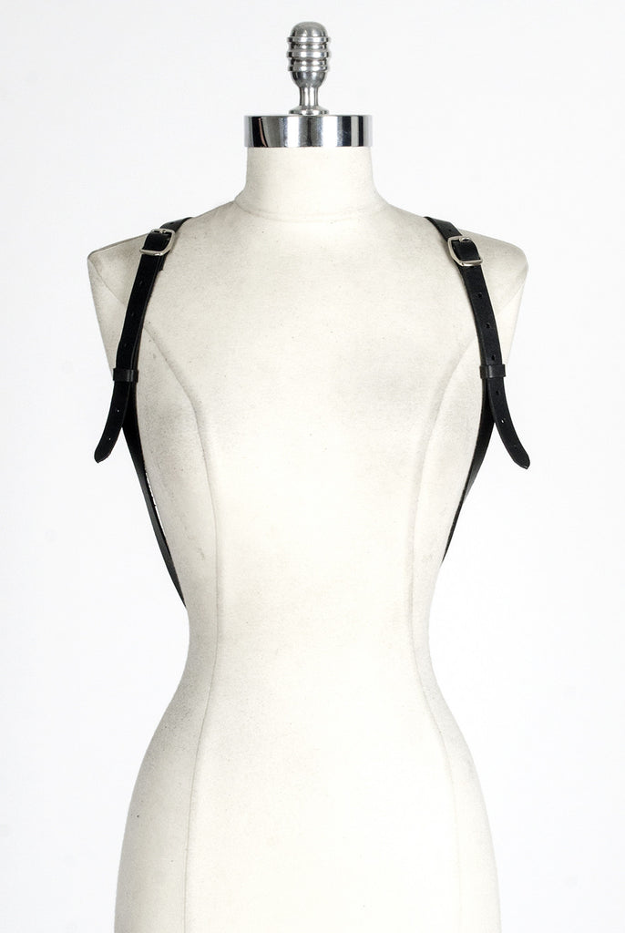 Medium Linked Bucket Bag + Backpack